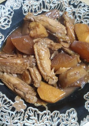 手羽中を使った大根、里芋の味噌煮-レシピのメイン写真