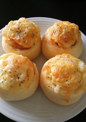【HB】ベーコンとチーズの巻き巻きパン-レシピのメイン写真