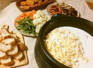 ピザ用チーズで♪簡単チーズフォンデュ-レシピのメイン写真