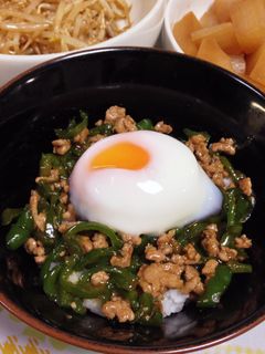 ピーマンとひき肉のどんぶり-レシピのメイン写真