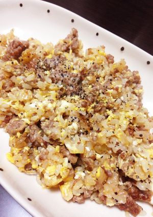 シンプルなのに絶品！ひき肉チャーハン-レシピのメイン写真