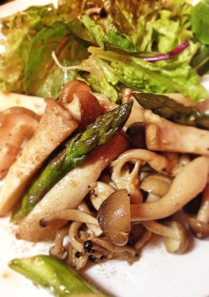 叙々苑ドレッシングできのこ炒め-レシピのメイン写真