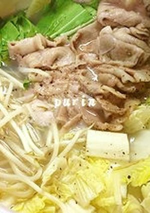 黒コショウの効いた塩レモン鍋♪-レシピのメイン写真