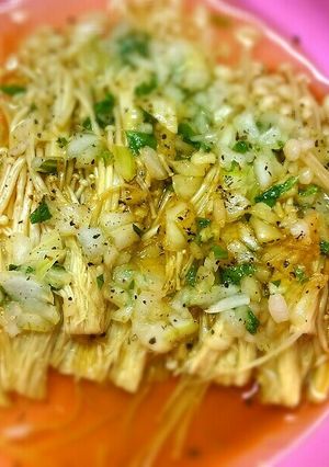 えのきのレンジ蒸し塩大葉玉ねぎ♪ヘルシー-レシピのメイン写真