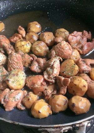 お酢が決め手♪ 鶏肉と栗のさっぱり煮-レシピのメイン写真