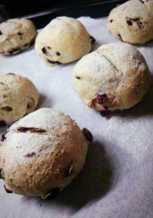 クランベリーとレーズンのライ麦パン♪-レシピのメイン写真