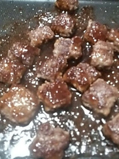 節約!合挽き肉でサイコロステーキ♪-レシピのメイン写真
