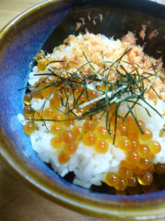 いくらとシャケの親子丼-レシピのメイン写真