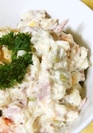 ロシアのポテトサラダ：オリヴィエ-レシピのメイン写真