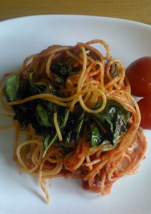 バジルのトマトソースパスタ-レシピのメイン写真