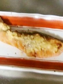 クリームチーズ乗せ、秋鮭のトースター焼き-レシピのメイン写真