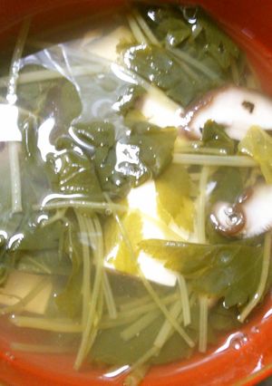 早い！ 三つ葉と 豆腐 椎茸の お吸い物-レシピのメイン写真