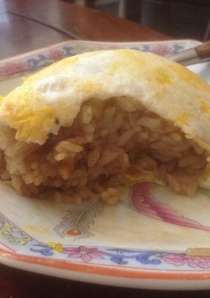 牛肉のしぐれ煮リメイクでオムライス-レシピのメイン写真