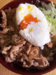 生姜焼き風簡単豚丼。ランチにも夕食にも♪-レシピのメイン写真
