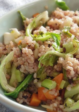 カリフラワーの葉っぱで炒飯-レシピのメイン写真