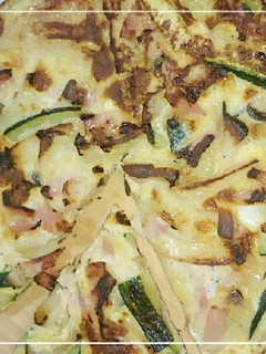 簡単 ズッキーニでオープンオムレツ-レシピのメイン写真
