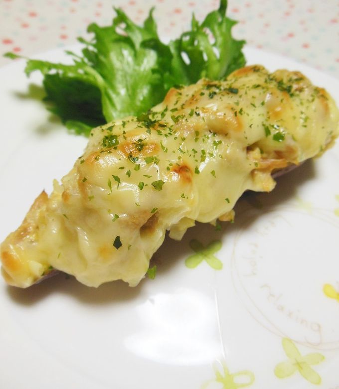 さつま芋にツナマヨチーズのせ焼き♡ by ゆうかりコアラ