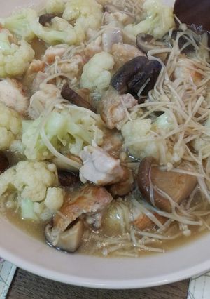 鶏肉とカリフラワーの炒め物-レシピのメイン写真