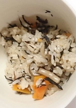 妊娠中に*ひじき炊き込みごはん-レシピのメイン写真