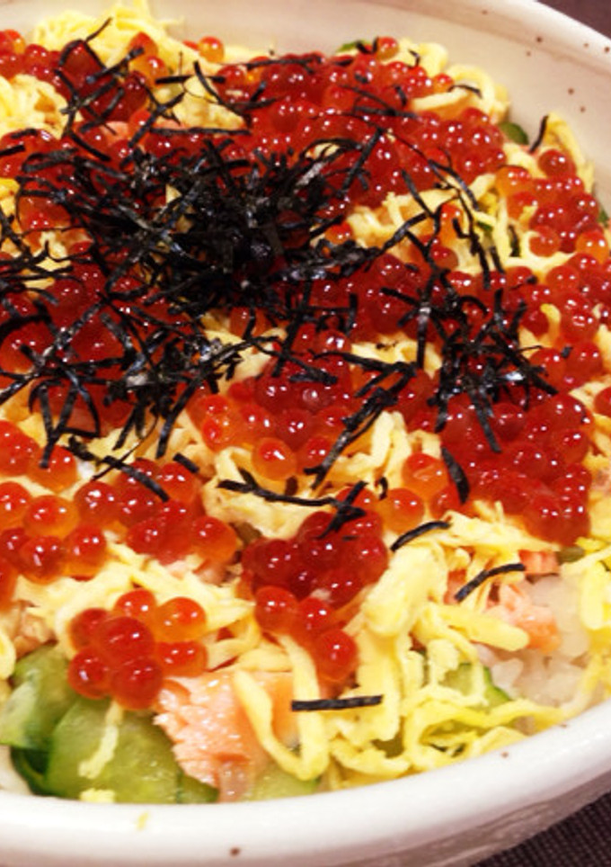 ごちそう秋鮭といくら醤油漬けのちらし寿司-レシピのメイン写真