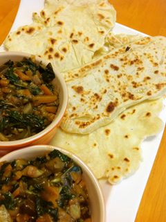 モロヘイヤと茄子の野菜カレーwithナン-レシピのメイン写真