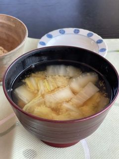 甘くて美味しい★簡単白菜のお味噌汁-レシピのメイン写真