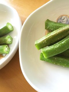 オクラの塩蒸し焼き-レシピのメイン写真