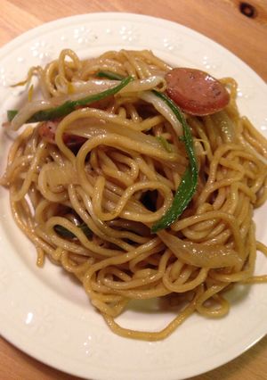バジルソーセージのソース焼きそば-レシピのメイン写真