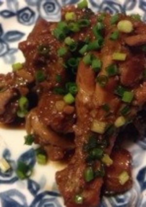 鶏手羽元とイチジクの赤ワインみそ煮-レシピのメイン写真