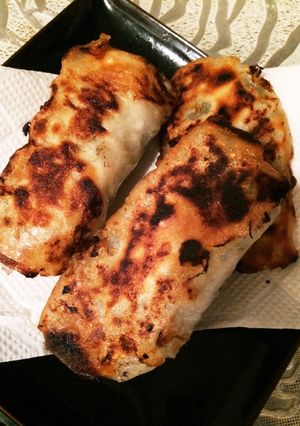 餃子の余り餡 大葉で爽やかリメイク春巻き-レシピのメイン写真