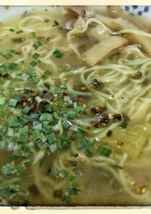 手羽先の旨味で 鶏白湯系自家製ラーメン-レシピのメイン写真