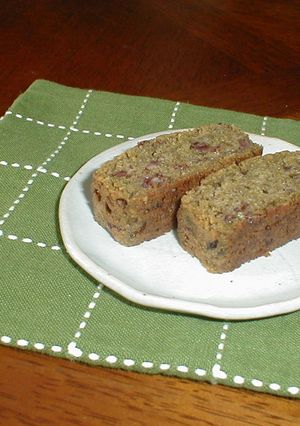 小豆とウコギのパウンドケーキ・・・お茶で-レシピのメイン写真