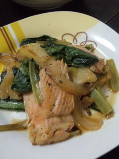 ☆塩鮭と野菜のオイマヨにんにく炒め☆-レシピのメイン写真