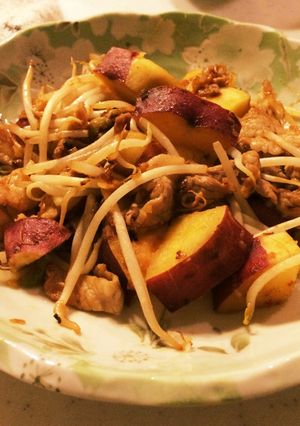 さつまいもと豚肉＊ガッツリ！-レシピのメイン写真