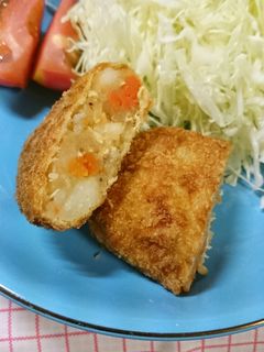 カレーリメイク*コロッケ-レシピのメイン写真