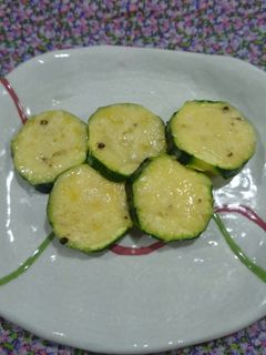 お弁当におつまみにズッキーニのチーズ焼き-レシピのメイン写真