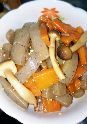 こんにゃくと人参の甘辛煮-レシピのメイン写真