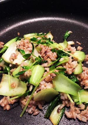 残ったアンチョビと豆苗でおつまみごはん-レシピのメイン写真