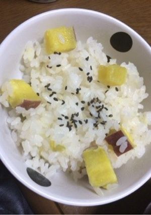 さつまいもご飯(∩´∀｀)∩-レシピのメイン写真