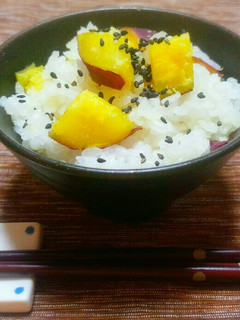 簡単♪秋に美味しいほっこりさつまいもご飯-レシピのメイン写真
