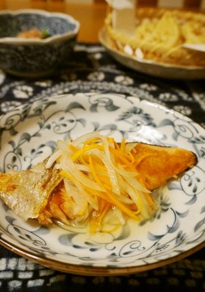 さっぱり美味しい☆秋鮭の甘酢漬け-レシピのメイン写真