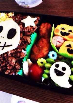 簡単ハロウィンお弁当(キャラ玉子焼き)-レシピのメイン写真