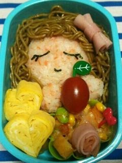 簡単♪焼そばで女の子♡-レシピのメイン写真