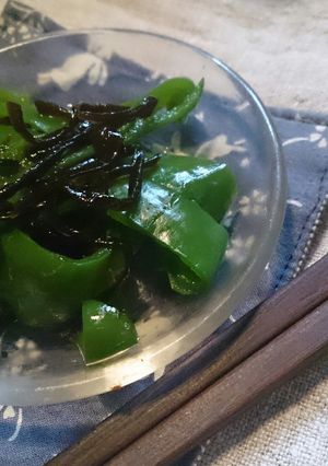副菜　ゆでピーマンの塩昆布あえ-レシピのメイン写真