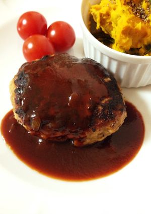 ワインソースで♡洋食屋のようなハンバーグ-レシピのメイン写真