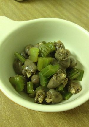 鶏ハツとセロリのオイスター炒め-レシピのメイン写真