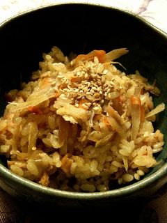 油揚げときんぴらごぼうの炊き込みご飯-レシピのメイン写真