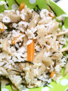 ひじき煮 リメイク 五目ご飯 おにぎりも-レシピのメイン写真