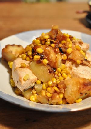 サーモンとじゃがいもの味噌バター蒸し-レシピのメイン写真