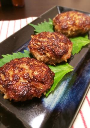 【話題入り】挽き肉ともやしの焼きつくね-レシピのメイン写真